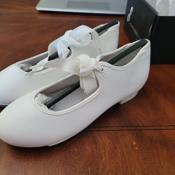 Danz N Motion White Child's Tap Dance Shoe Size 1M NEW - Picture 1 of 10